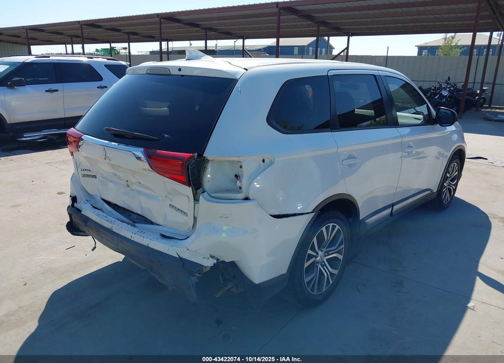 2018 MITSUBISHI OUTLANDER VIN: JA4AD2A38JZ059009