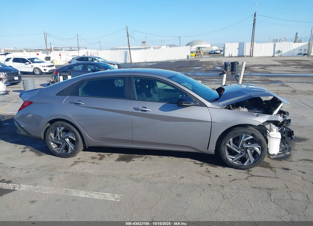 2025 HYUNDAI ELANTRA SEL SPORT VIN: KMHLM4DG4SU904652