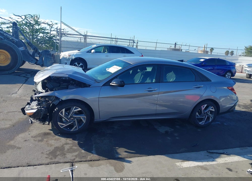 2025 HYUNDAI ELANTRA SEL SPORT VIN: KMHLM4DG4SU904652