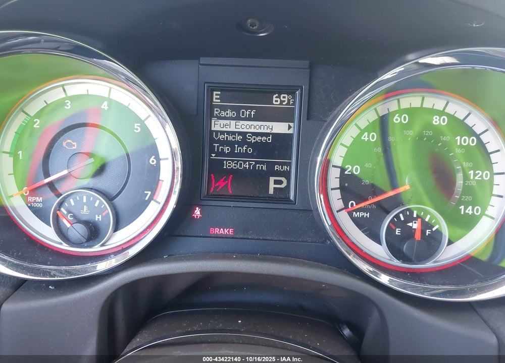 2011 DODGE DURANGO VIN: 1D4RD4GG3BC725019
