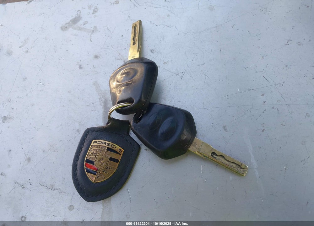 2001 PORSCHE 911 CARRERA /CARRERA 4 VIN: WP0CA29981S651633