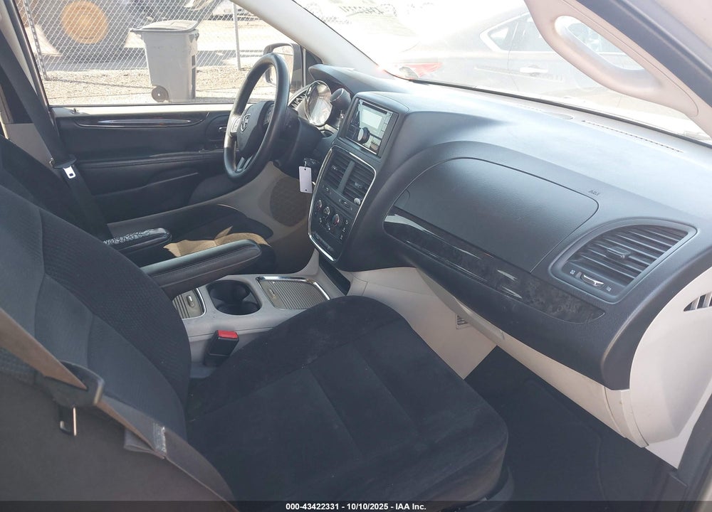 2014 DODGE GRAND CARAVAN SXT VIN: 2C4RDGCG8ER273701
