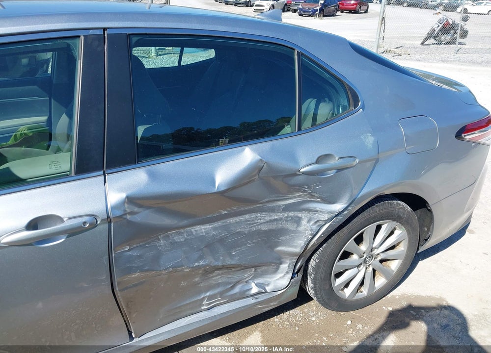 2019 TOYOTA CAMRY LE VIN: 4T1B11HK2KU856201