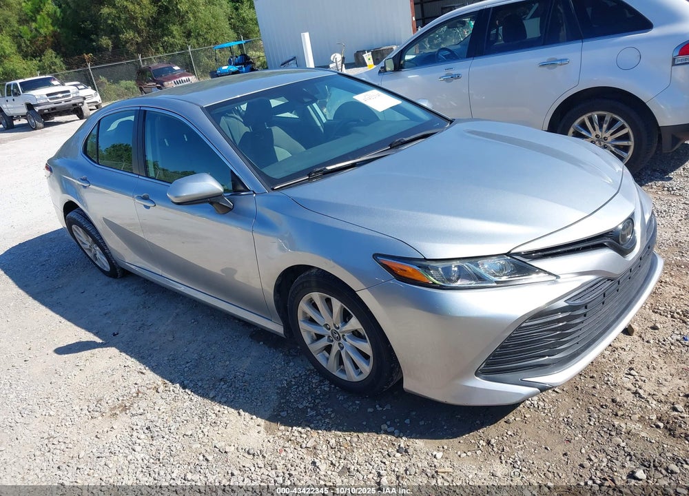 2019 TOYOTA CAMRY LE VIN: 4T1B11HK2KU856201