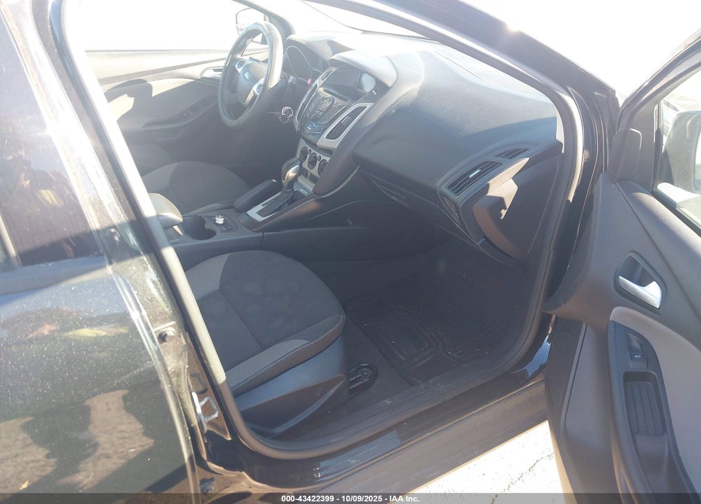 2014 FORD FOCUS VIN: 1FADP3K26EL284548