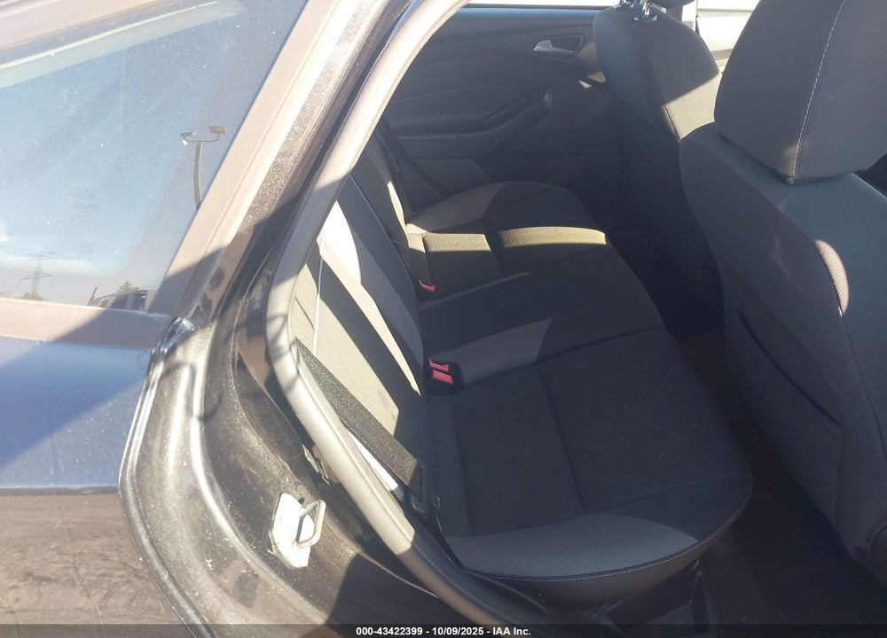 2014 FORD FOCUS VIN: 1FADP3K26EL284548