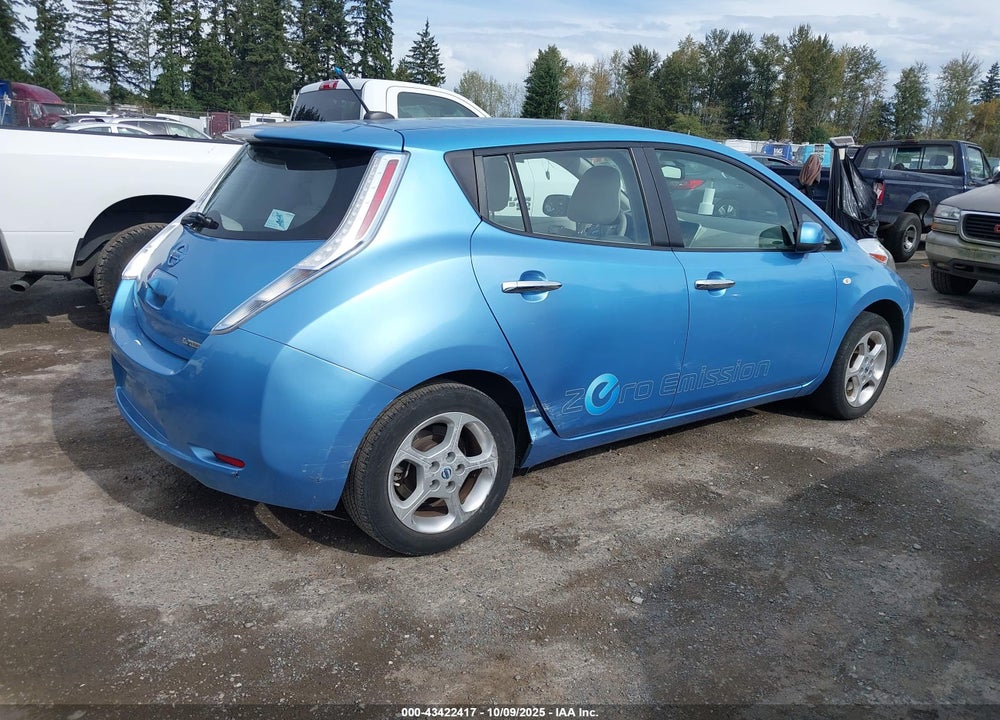 2011 NISSAN LEAF VIN: JN1AZ0CPXBT004791