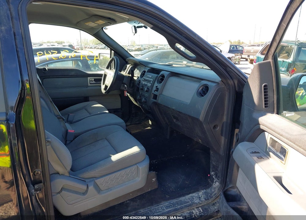 2011 FORD F-150 VIN: 1FTMF1CM1BKE07983