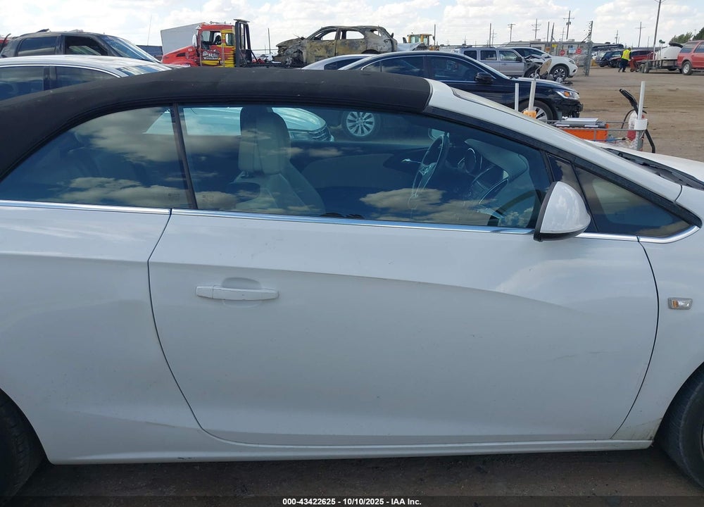 2016 BUICK CASCADA VIN: W04WT3N50GG138883