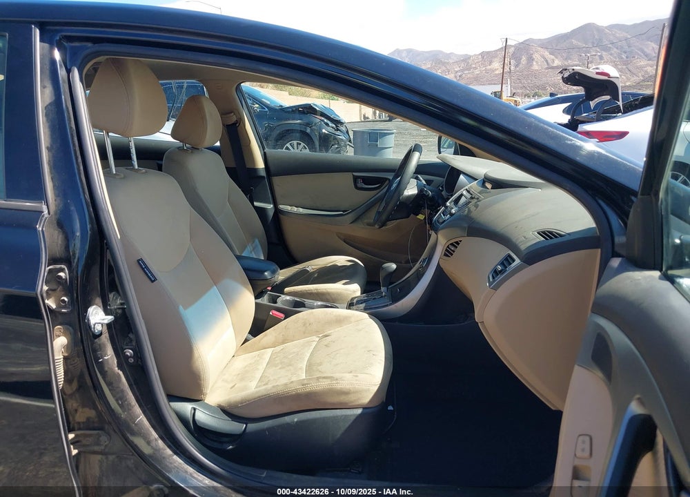 2013 HYUNDAI ELANTRA GLS VIN: KMHDH4AE0DU920846