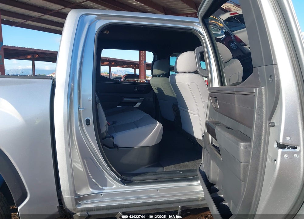 2025 TOYOTA TUNDRA SR5 4WD VIN: 5TFLA5DB7SX333177