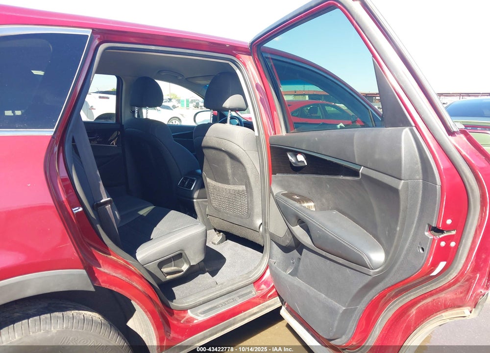 2020 KIA SORENTO 3.3L LX VIN: 5XYPGDA54LG629657