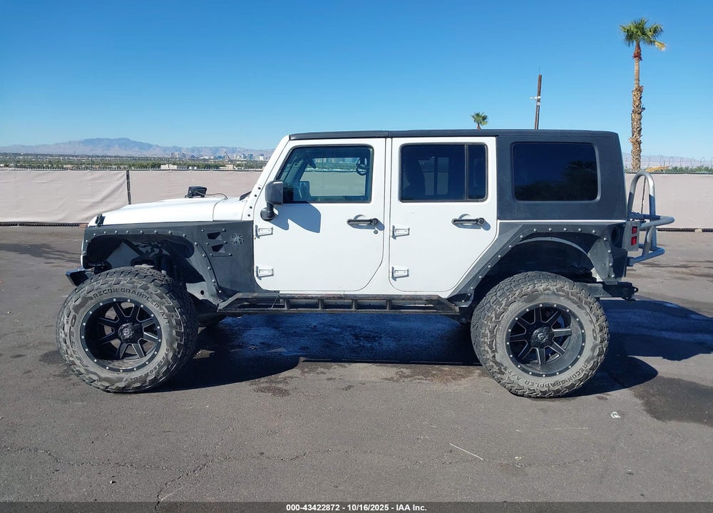 2014 JEEP WRANGLER UNLIMITED WILLYS WHEELER VIN: 1C4BJWDG8EL232934