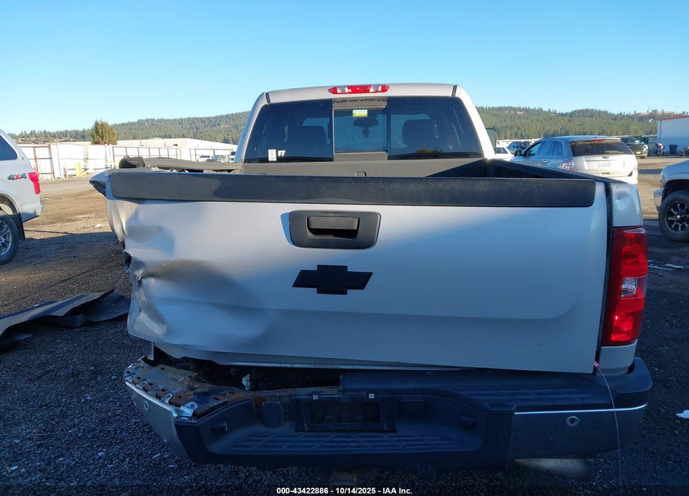 2008 CHEVROLET SILVERADO 2500HD VIN: 1GCHK23668F203623
