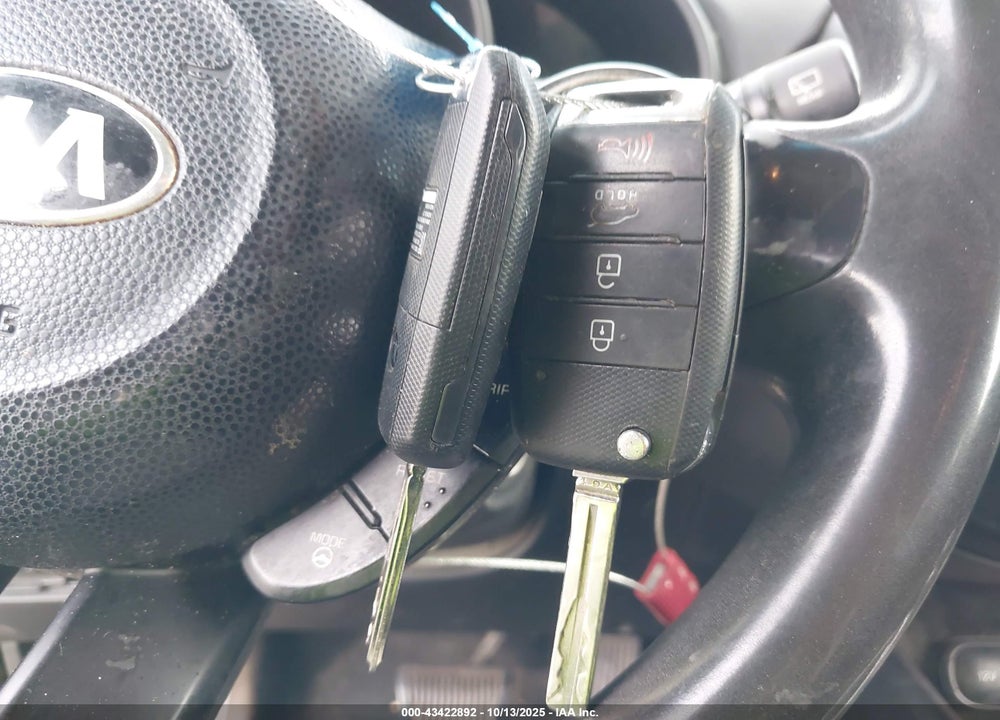 2015 KIA SOUL VIN: KNDJN2A20F7231613