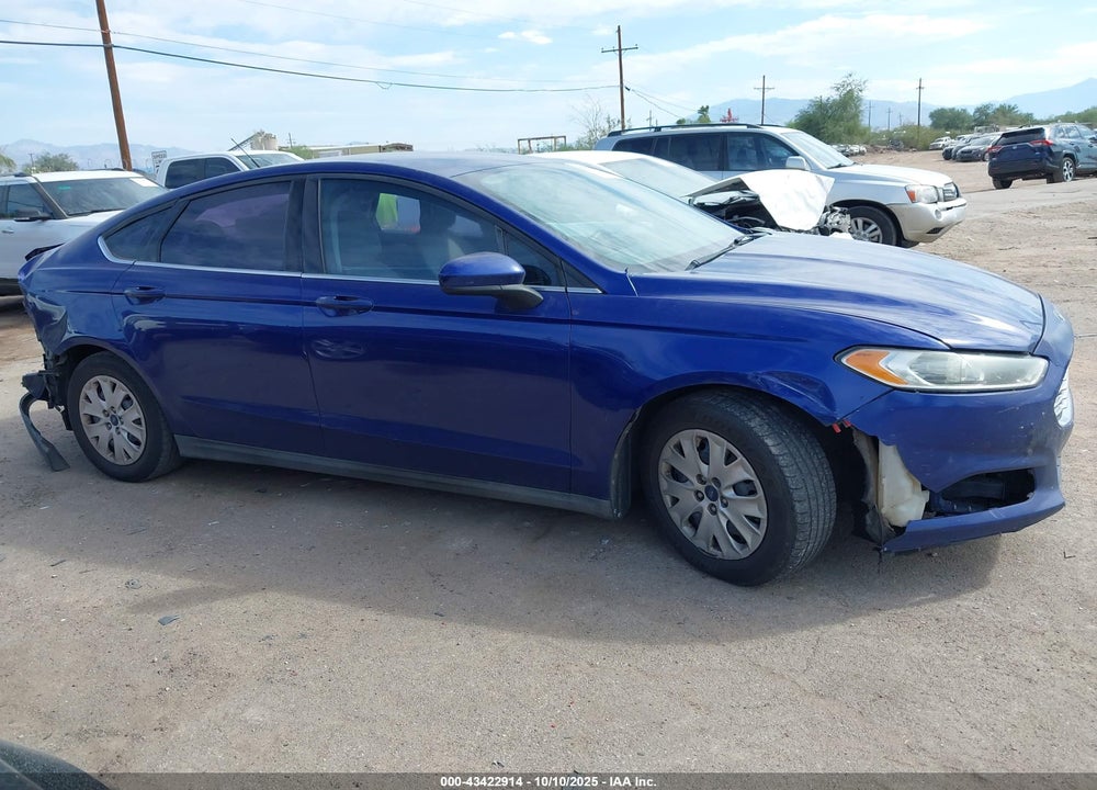 2013 FORD FUSION S VIN: 3FA6P0G76DR216066