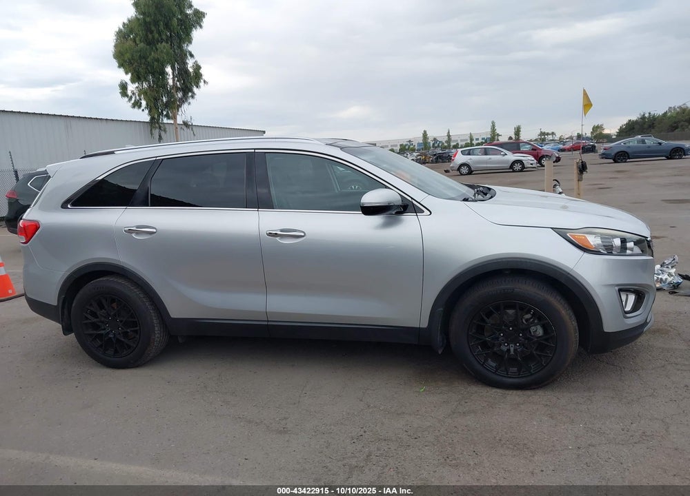 2018 KIA SORENTO 3.3L EX VIN: 5XYPH4A53JG398065