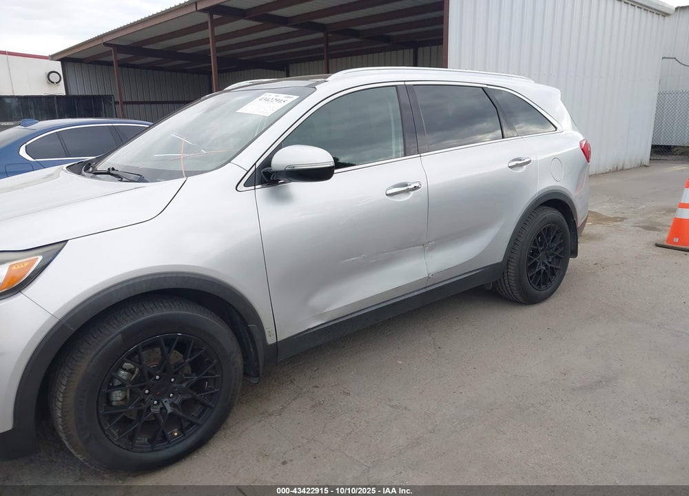 2018 KIA SORENTO 3.3L EX VIN: 5XYPH4A53JG398065