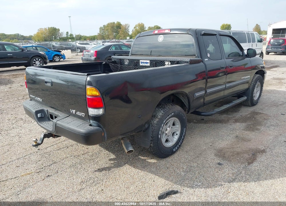 2000 TOYOTA TUNDRA SR5 V8 VIN: 5TBBT4414YS023048