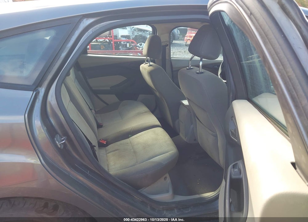 2012 FORD FOCUS VIN: 1FAHP3K26CL220850