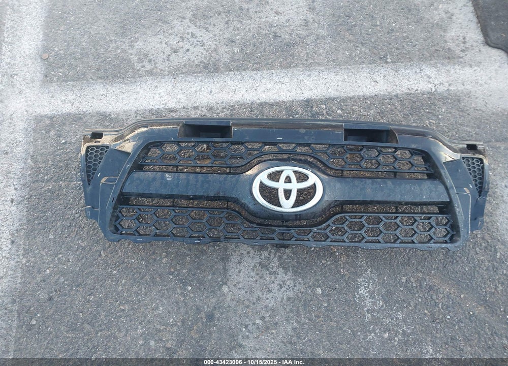 2011 TOYOTA TACOMA PRERUNNER V6 VIN: 3TMKU4HNXBM027355