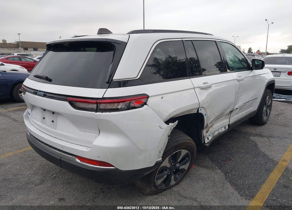 2024 JEEP GRAND CHEROKEE 4XE VIN: 1C4RJYB62RC253420