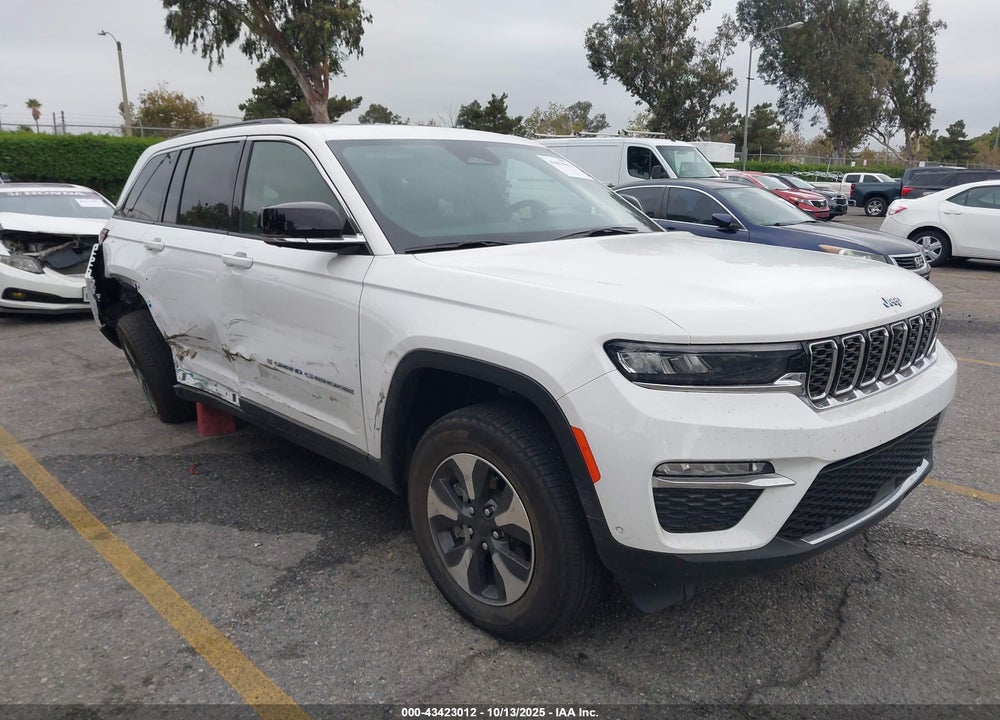 2024 JEEP GRAND CHEROKEE 4XE VIN: 1C4RJYB62RC253420
