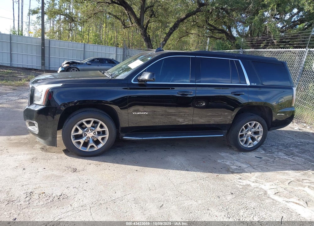 2018 GMC YUKON SLE VIN: 1GKS1AKCXJR303632