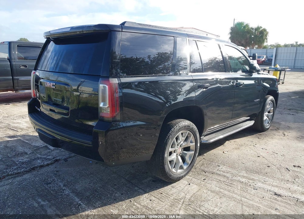 2018 GMC YUKON SLE VIN: 1GKS1AKCXJR303632