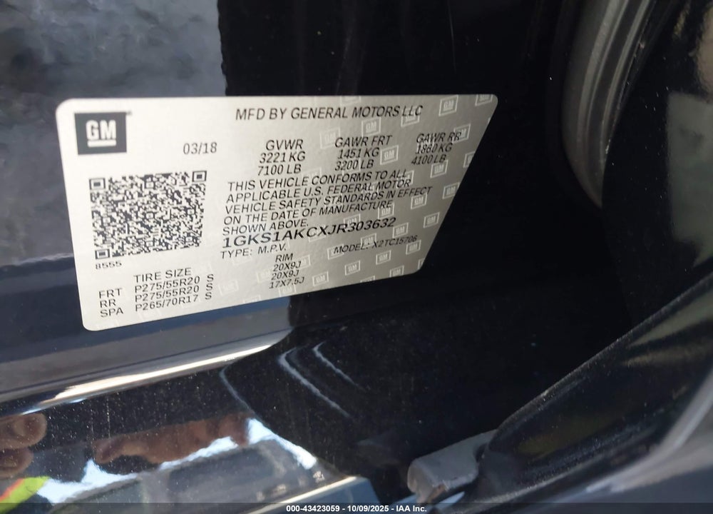 2018 GMC YUKON SLE VIN: 1GKS1AKCXJR303632