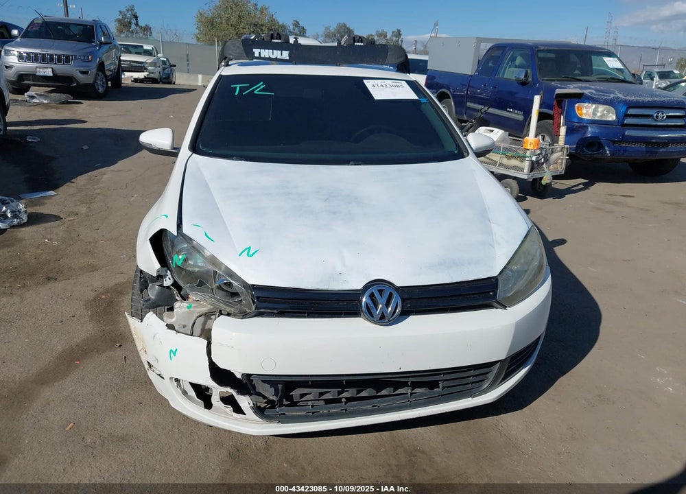 2011 VOLKSWAGEN GOLF 2.5L 2-DOOR VIN: WVWAB7AJ5BW042386