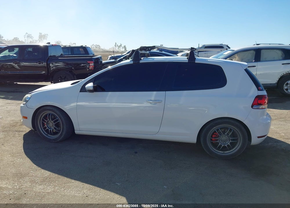 2011 VOLKSWAGEN GOLF 2.5L 2-DOOR VIN: WVWAB7AJ5BW042386