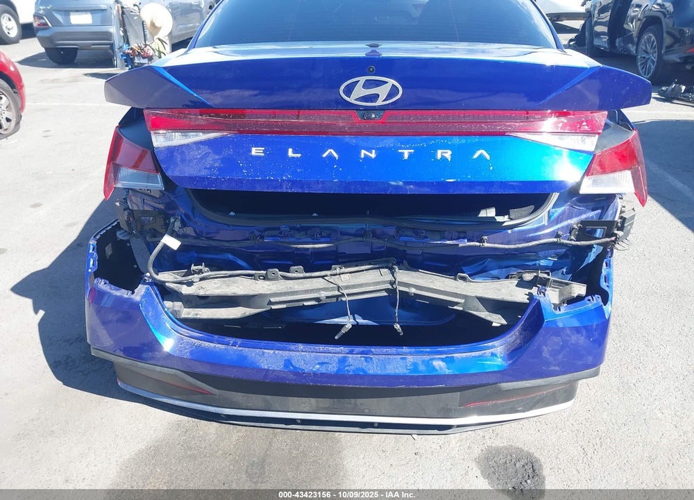 2024 HYUNDAI ELANTRA SEL VIN: KMHLM4DG8RU730305