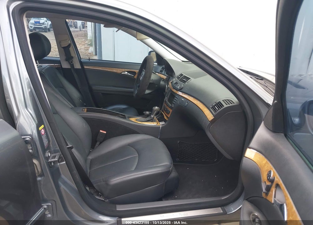 2008 MERCEDES-BENZ E-CLASS VIN: WDBUF56X58B295550