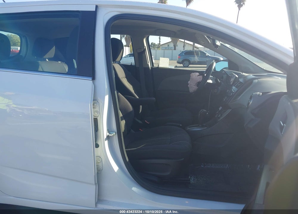2015 CHEVROLET SONIC LT AUTO VIN: 1G1JC6SG2F4191567