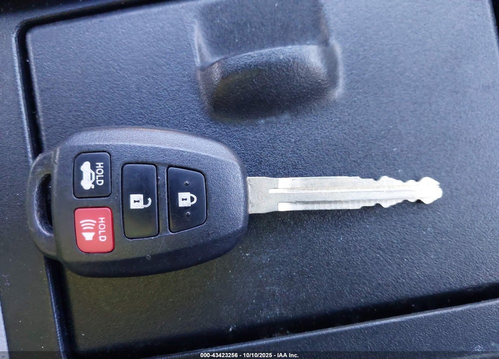 2012 TOYOTA CAMRY LE VIN: 4T1BF1FKXCU103604