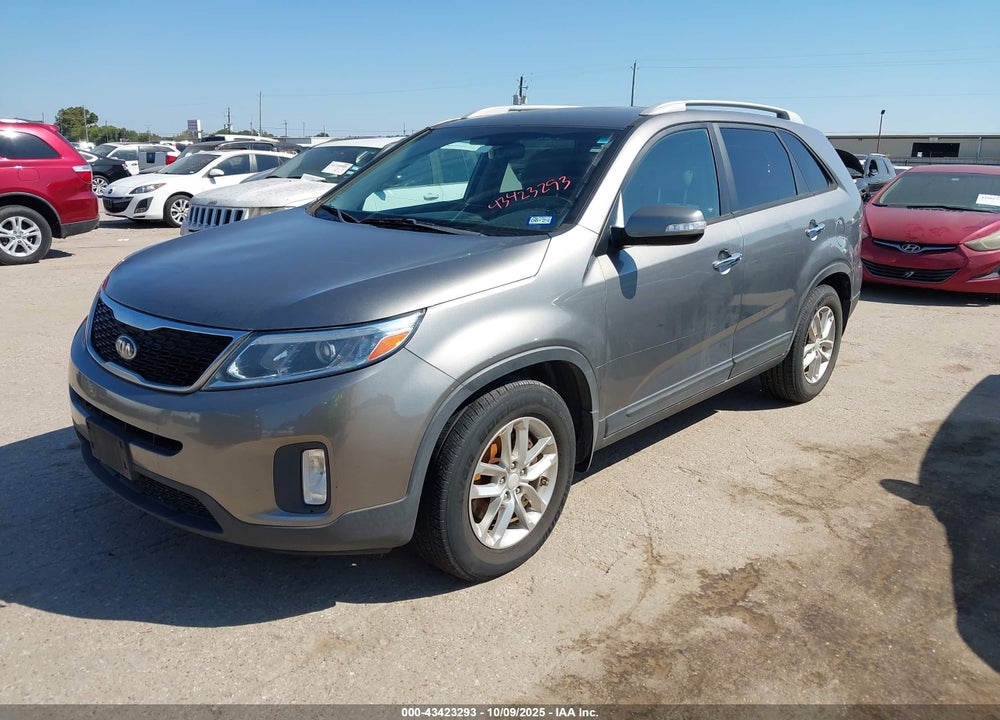 2015 KIA SORENTO VIN: 5XYKT3A6XFG577089