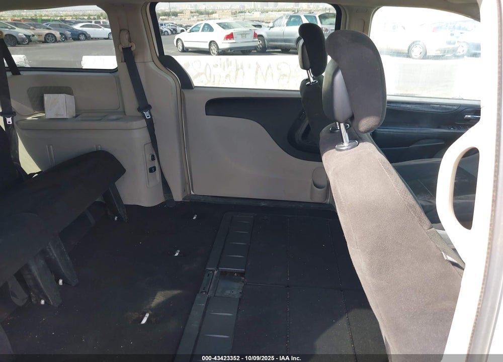2012 DODGE GRAND CARAVAN CREW VIN: 2C4RDGDG6CR156727