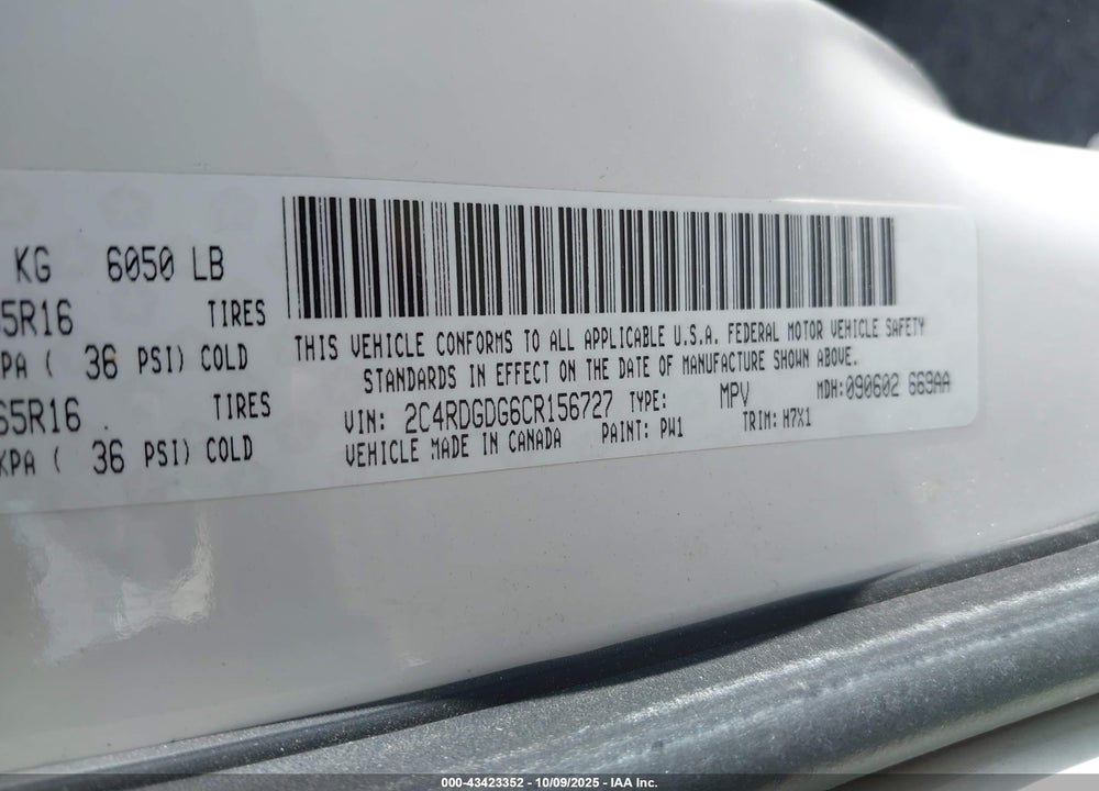 2012 DODGE GRAND CARAVAN CREW VIN: 2C4RDGDG6CR156727