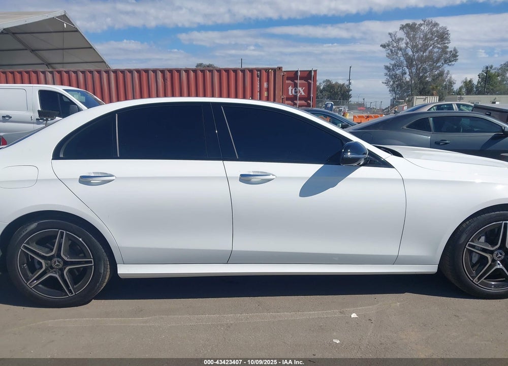 2022 MERCEDES-BENZ E 350 VIN: W1KZF8DB0NB041018