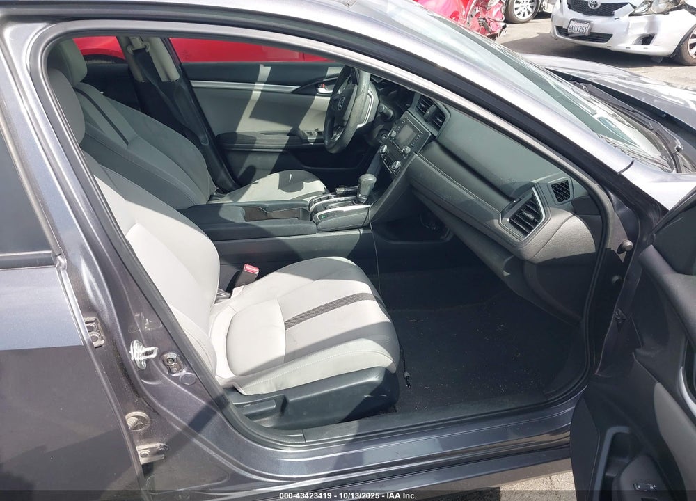 2017 HONDA CIVIC LX VIN: 2HGFC2F54HH531601
