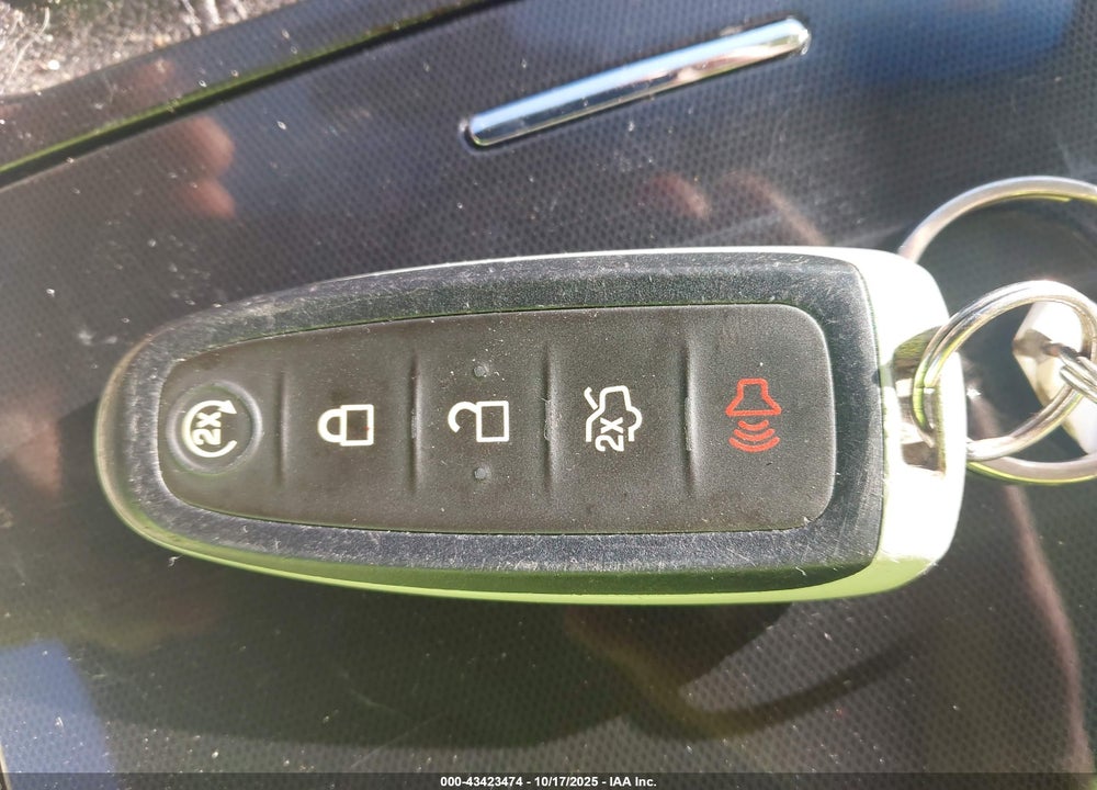 2013 FORD TAURUS LIMITED VIN: 1FAHP2F81DG209404