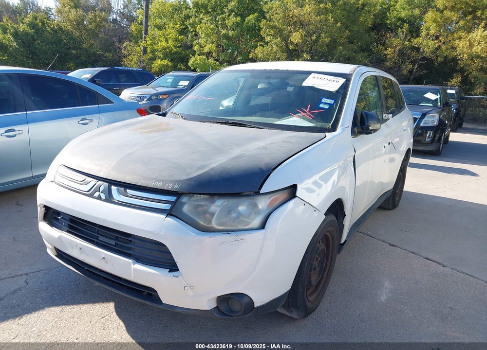 2014 MITSUBISHI OUTLANDER ES VIN: JA4AD2A36EZ010221
