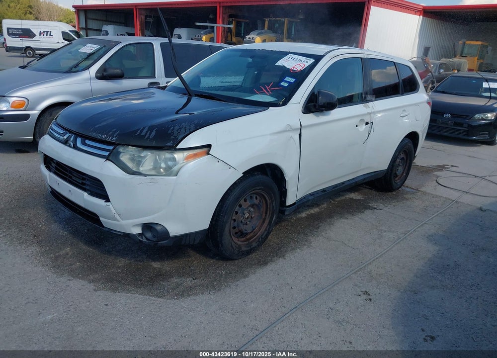 2014 MITSUBISHI OUTLANDER ES VIN: JA4AD2A36EZ010221