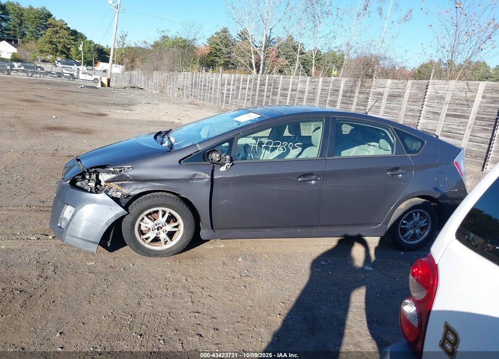 2011 TOYOTA PRIUS FOUR VIN: JTDKN3DU6B1455716