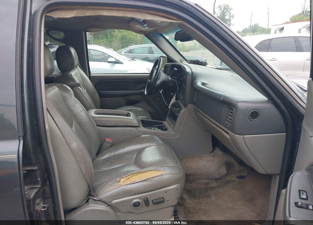 2003 CHEVROLET TAHOE LT VIN: 1GNEK13Z43J166270