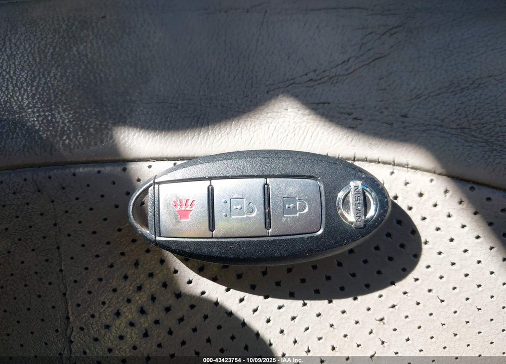 2011 NISSAN ROGUE VIN: JN8AS5MV8BW267392