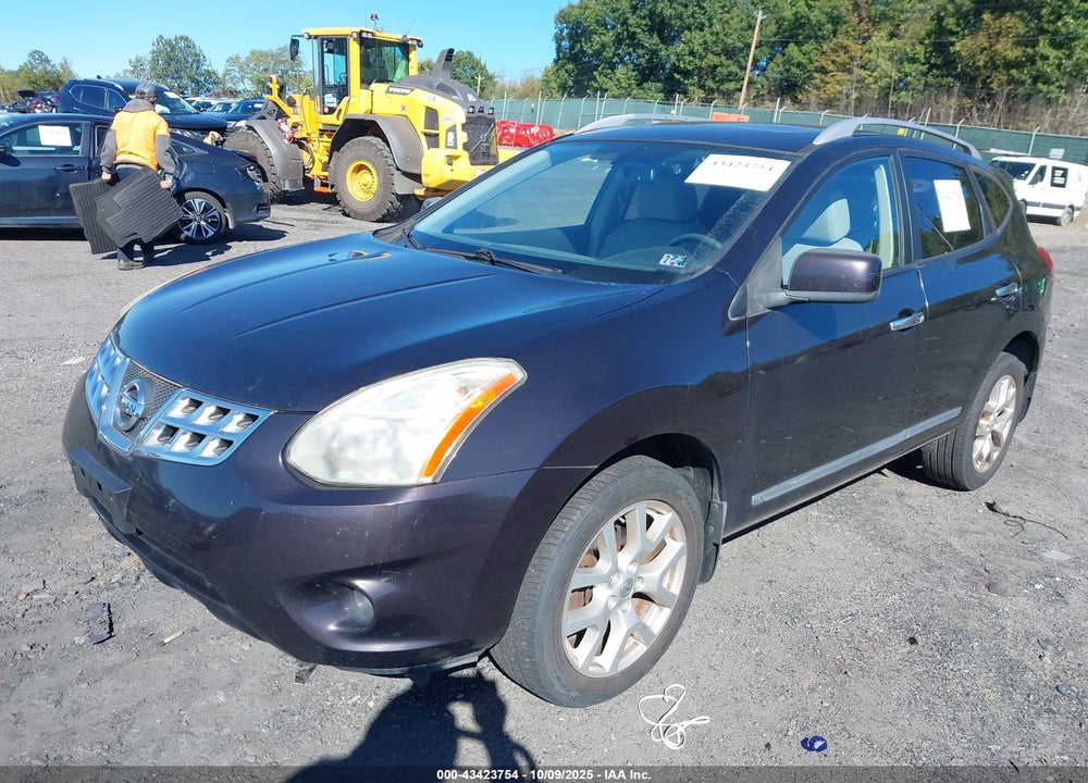 2011 NISSAN ROGUE VIN: JN8AS5MV8BW267392