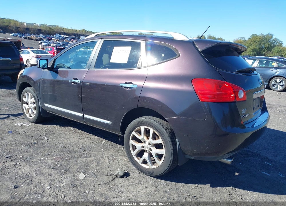 2011 NISSAN ROGUE VIN: JN8AS5MV8BW267392