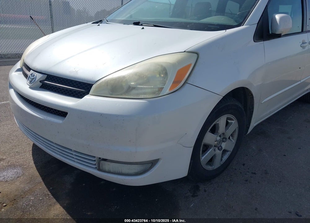 2005 TOYOTA SIENNA XLE VIN: 5TDZA22C25S274375